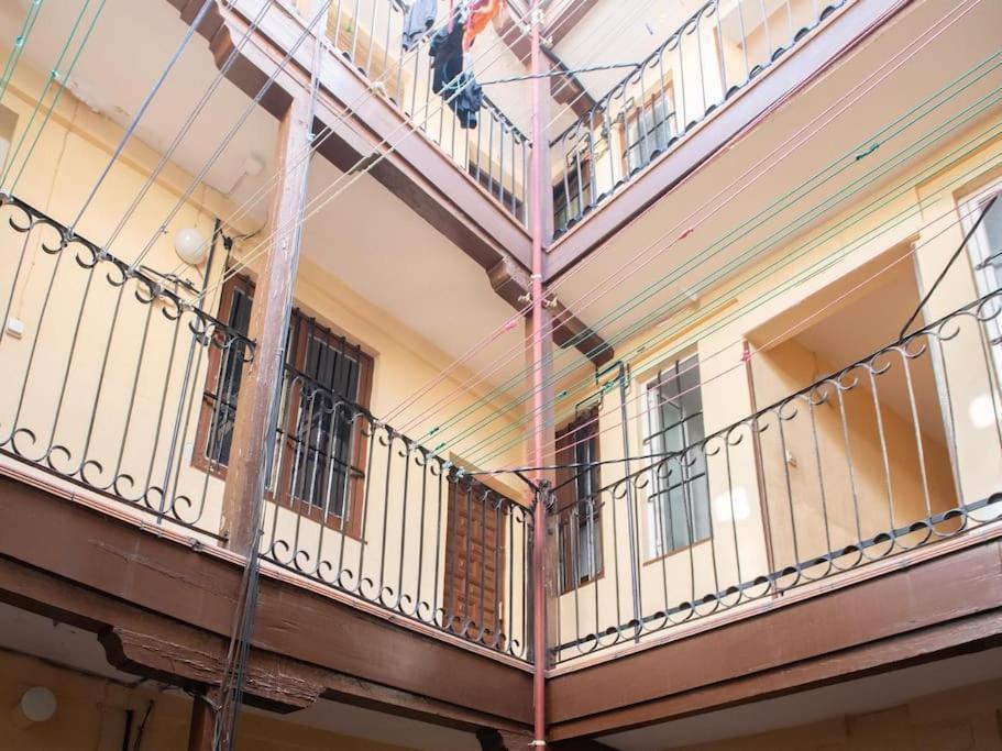 Apartamento A 2 Minutos De Lavapies, Madrid Apartment Ngoại thất bức ảnh